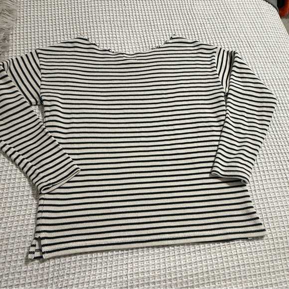 Sperry Pullover Sweater Size Medium (#231) - Picture 2 of 10